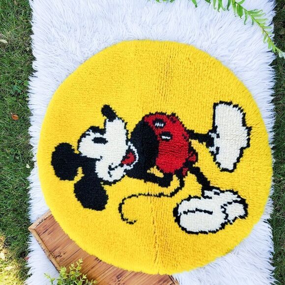 Vtg Shillcraft MICKEY MOUSE HEAD Latch Hook Rug - Picture 8 of 10
